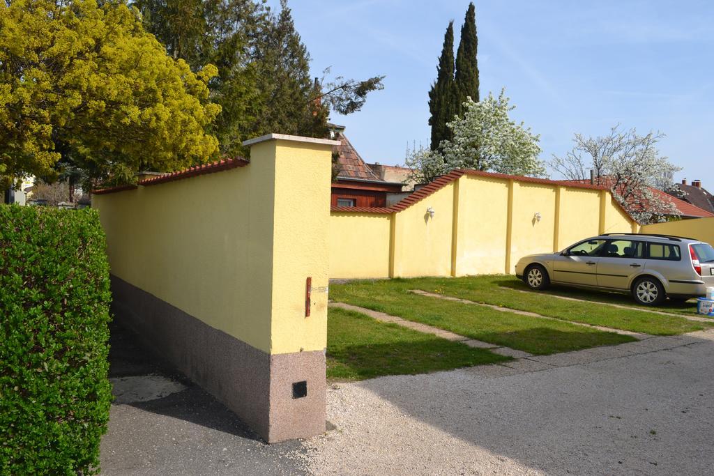 Kiskut Liget Pension Győr Zewnętrze zdjęcie
