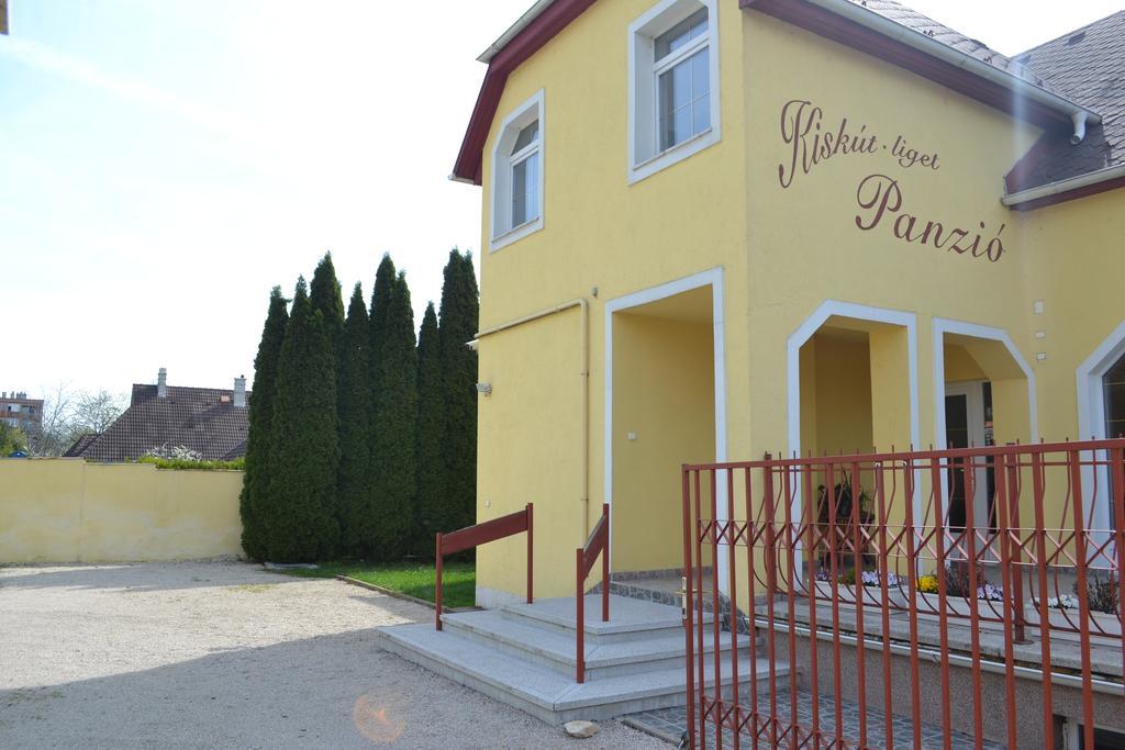 Kiskut Liget Pension Győr Zewnętrze zdjęcie